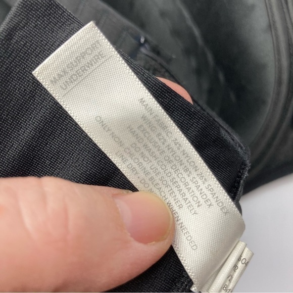 Livi active bra gray & black size 40B - Picture 7 of 8